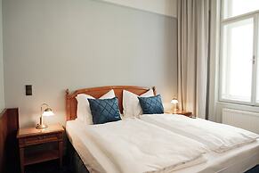 hideauts hotels Villa R