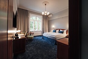 hideauts hotels Villa R