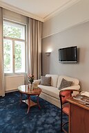 hideauts hotels Villa R