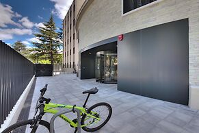 Livensa Living Pamplona