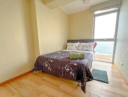 Exclusive Ocean View (1404)