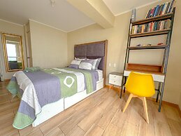 Exclusive Ocean View (1404)