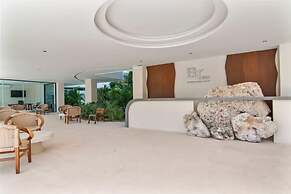 Guest INN Home - Elements Suites