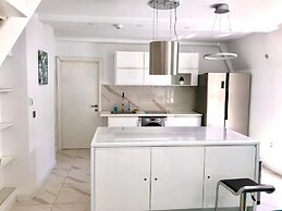 Lumiere Luxe Suites