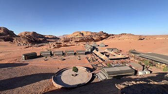 Room-wadi RUM Guide, Camp & Tour