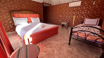 Room-wadi RUM Guide, Camp & Tour