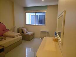 The Rock Patong Comfort Stay