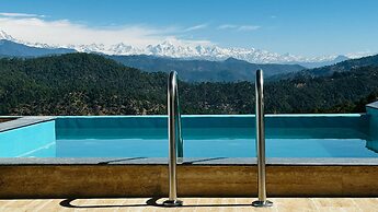 Spellmount - Himalayan View Infinity Pool Resort In Kausani