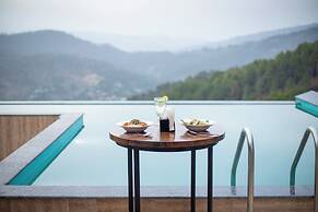 Spellmount - Himalayan View Infinity Pool Resort In Kausani