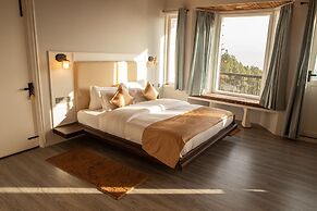 Spellmount - Himalayan View Infinity Pool Resort In Kausani