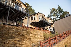 Spellmount - Himalayan View Infinity Pool Resort In Kausani