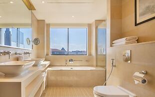 Manzil 3BR with pool near Dubai Frame