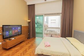 Straits Quay Waterside Suites