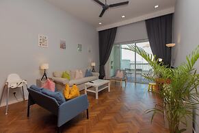 Straits Quay Waterside Suites