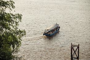 Bamboo Riverside Boutique Hotel