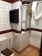 Sutus Court 7