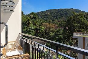 One bedroom Palmetto Condo Karon A608
