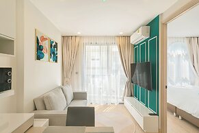 One bedroom Palmetto Condo Karon A512