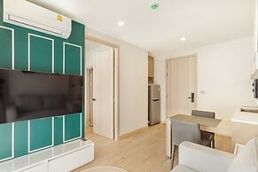 One bedroom Palmetto Condo Karon A512