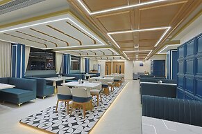 Hotel Sera Vadodara