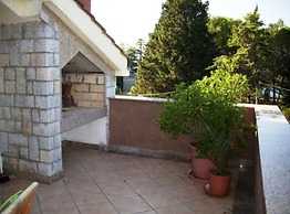 Apartments Miloš