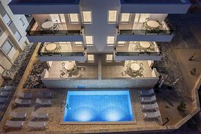 Meridian Pool Residences