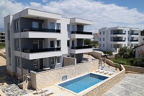 Meridian Pool Residences