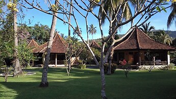 Mascot Beach Hotel Senggigi