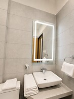 Ixoras Hotel Lemba