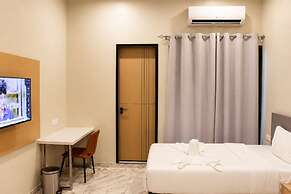 Ixoras Hotel Lemba