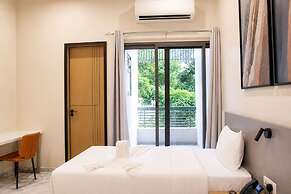 Ixoras Hotel Lemba