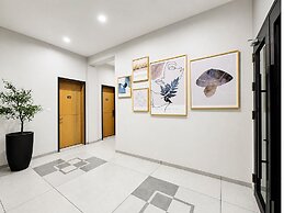 Ixoras Hotel Lemba