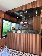 Navy Inn & Bungalows
