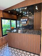 Navy Inn & Bungalows