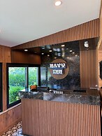 Navy Inn & Bungalows