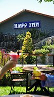 Navy Inn & Bungalows