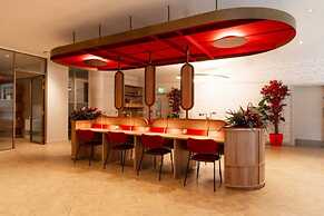For Students Only Thoresby Hall in Central Leeds - Campus Accommodatio