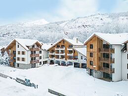 Apartment in Chantemerle With Family Ski Fun