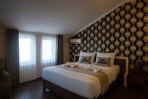 Hotel Shadervan