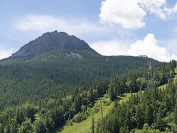 Chalet in Serre Chevalier With Family Fun