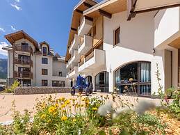 Chalet in Serre Chevalier With Family Fun