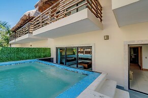 Aldea Thai Tropical Oasis near the Beach