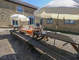 Stapleford Farm