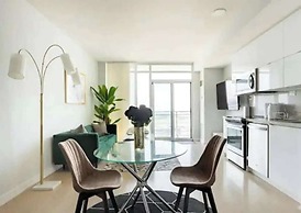 The Pearl Waterfront Estate