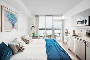 The Pearl Waterfront Estate