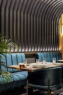 Rossi Luxury Hotel