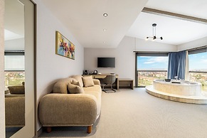 Rossi Luxury Hotel