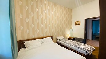 Prague Service Apartment - Central Square Location