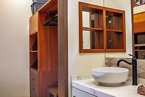 Casa Relaxo Waterfront Villa with Private Dock in Bacalar Lagoon