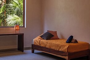 Casa Relaxo Waterfront Villa with Private Dock in Bacalar Lagoon